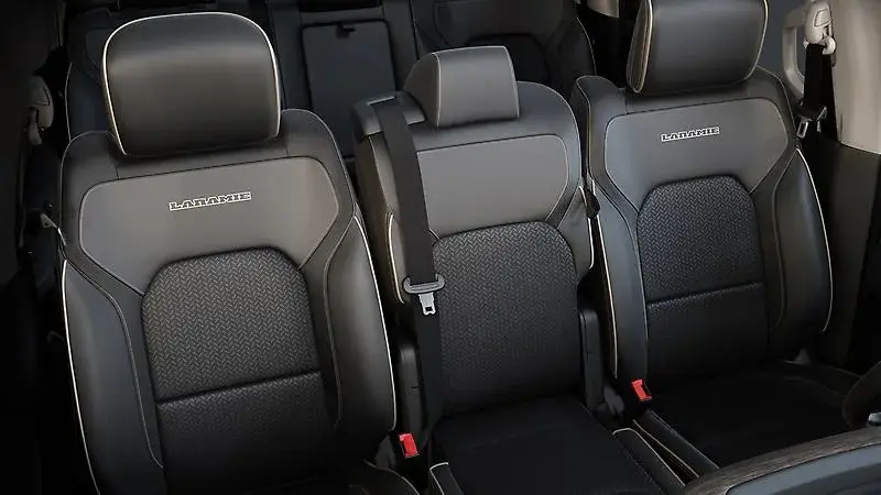2022 Ram 1500 interior