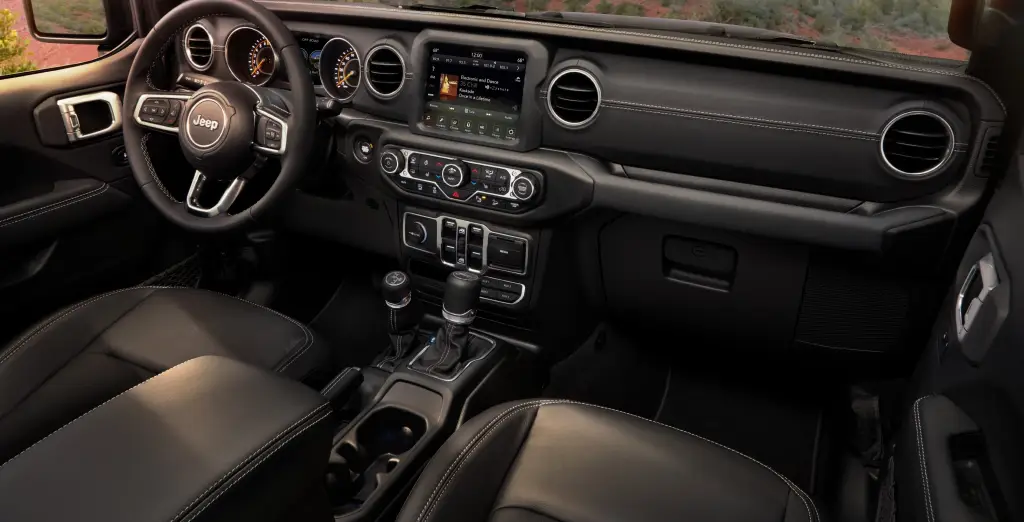 2023 jeep wrangler interior dashboard